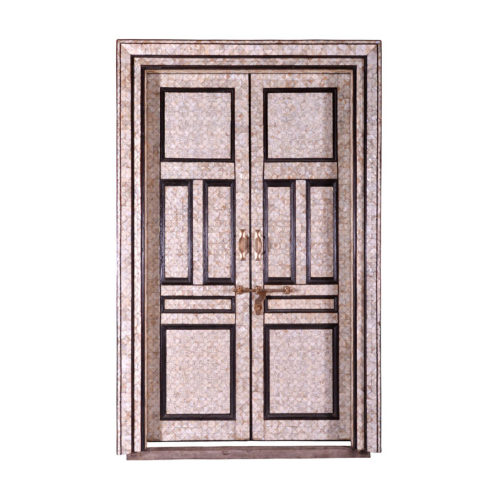 Pearl Overlay Door