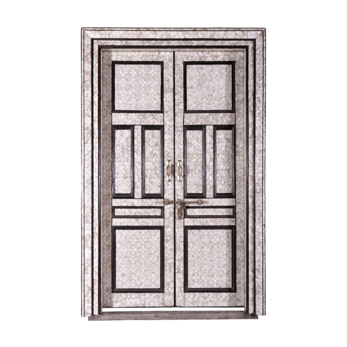 Pearl Overlay Door