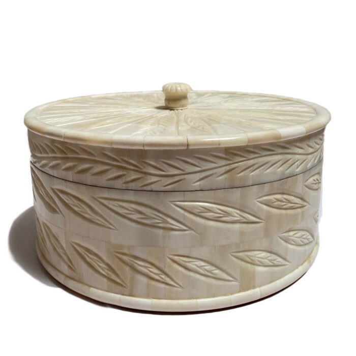 Round Bone Leaf Box