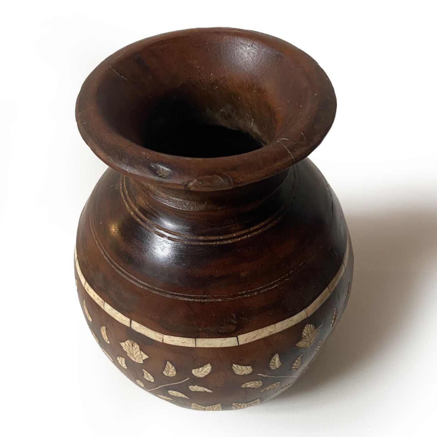 Bone Inlay Pot 114A